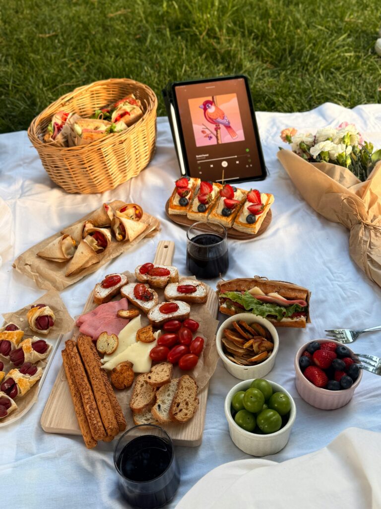 pexels-nurunnur-32501728